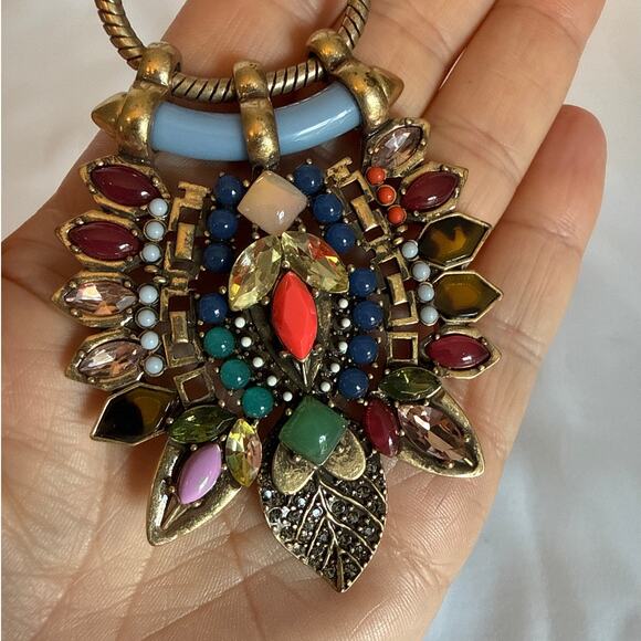 Stella & Dot Style Rainbow Multi Gemstone Statement Pendant Necklace Gold Tone - Picture 6 of 10